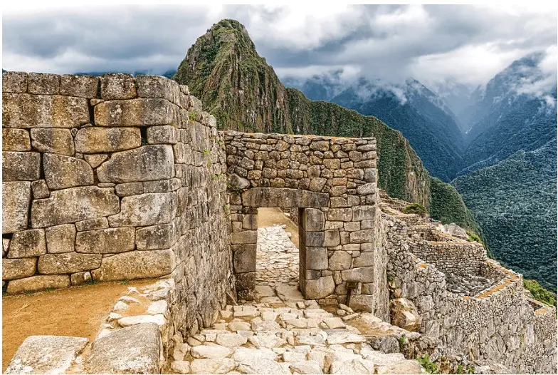 Main Gate Machu Picchu Circuit 2